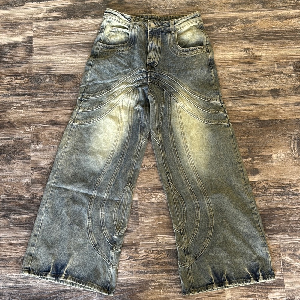 Men's Distressed Wide-Leg Jeans